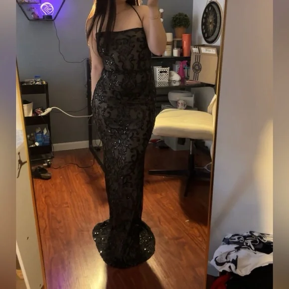 Black/Nude prom dress - Picture 1 of 2